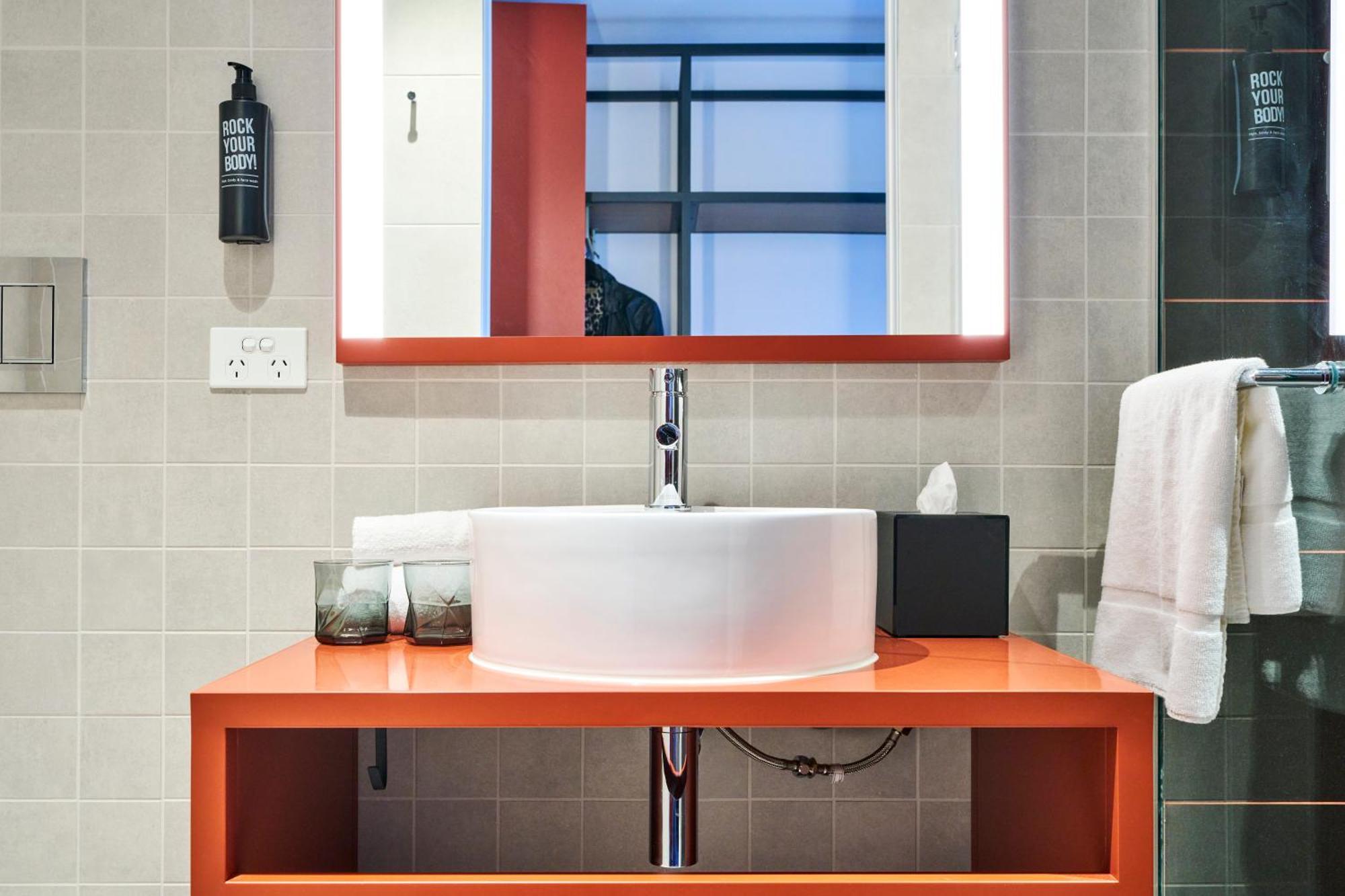 Hotel Ibis Styles Melbourne Airport Exterior foto